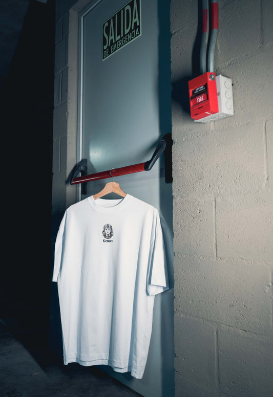 CAMISETA OVERSIZE CLEOPATRA BLANCA